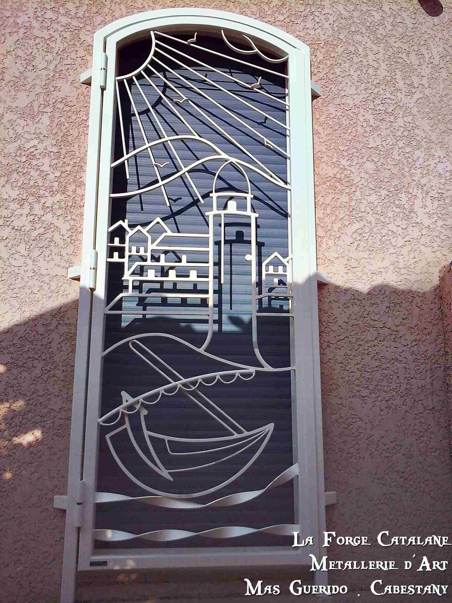 grille articulee collioure thermolaquage blanc forge catalane.jpg